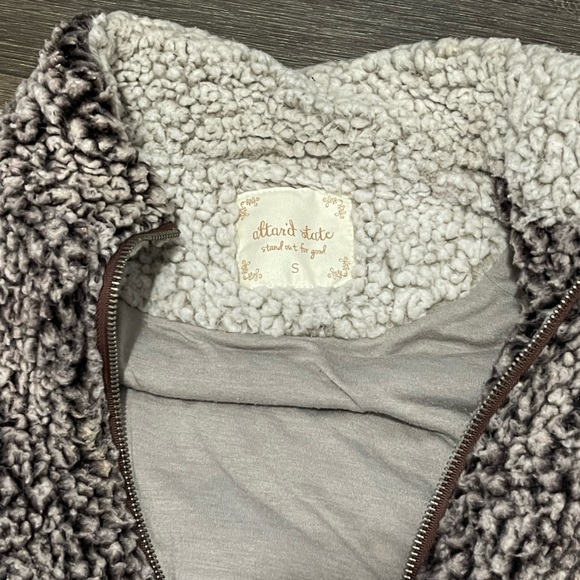 Altar’d State sherpa jacket - Picture 3 of 3